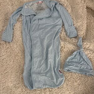 Light Blue with Polka Dots Magnetic Me Baby Gown and Hat set